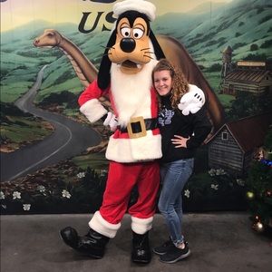 Meet your Posher, Rebecca